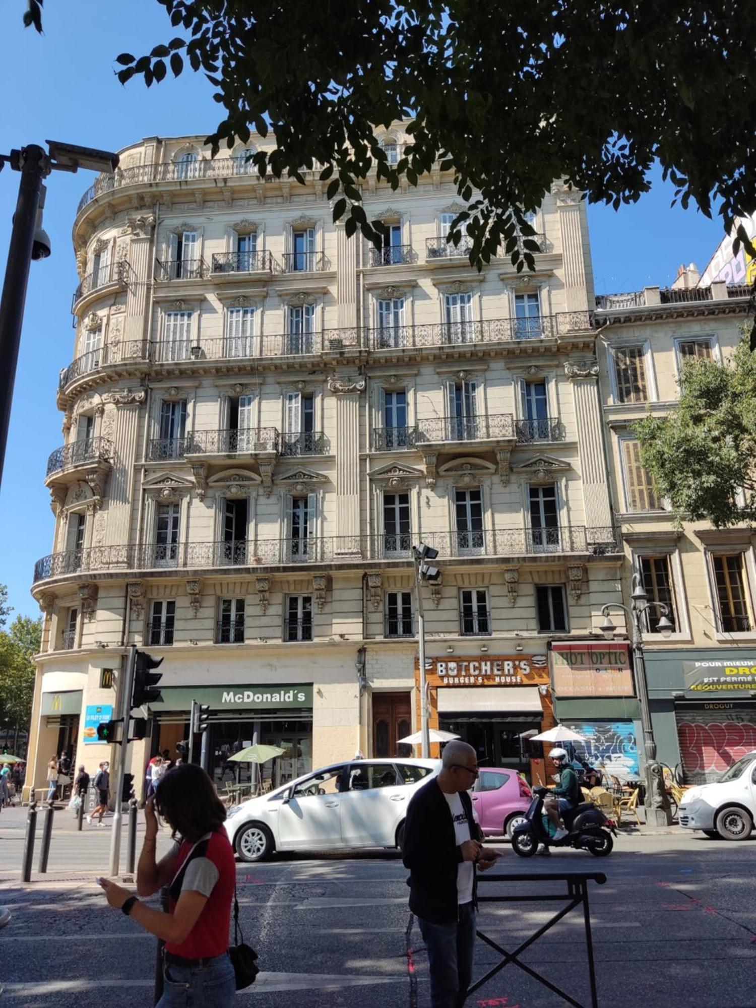 Apartment Magnifique T4 90 M2 Tres Bien Situe 2 Min Vieux Port Et Gare St Charles Marseille