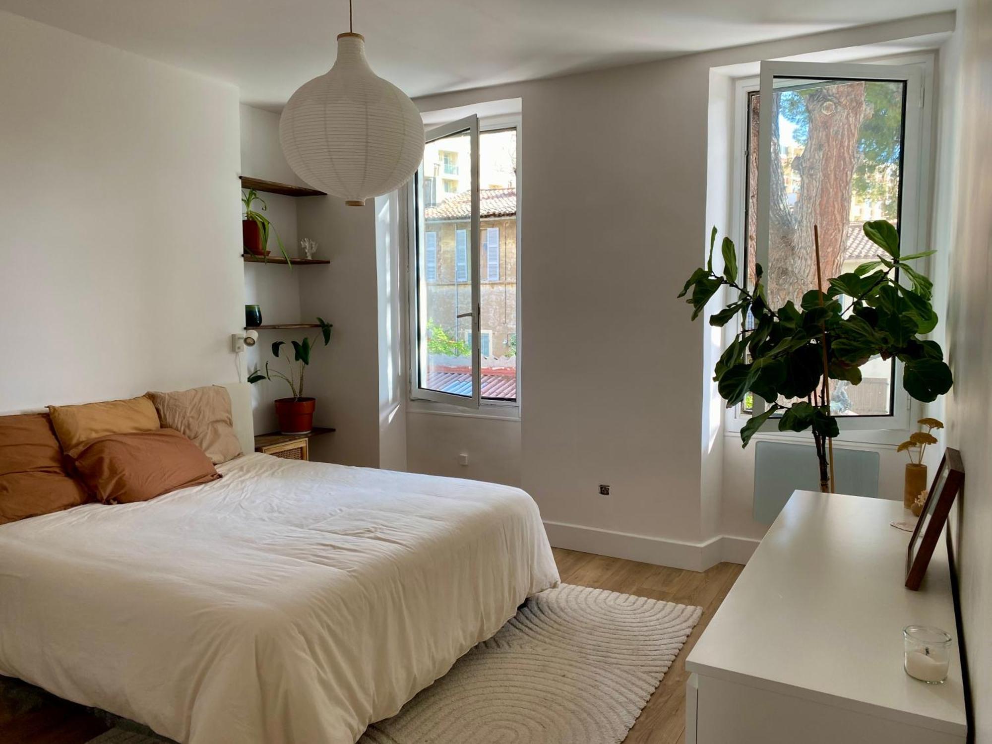 T4 Renove, Clim, Internet & Netflix, Confort Apartment *