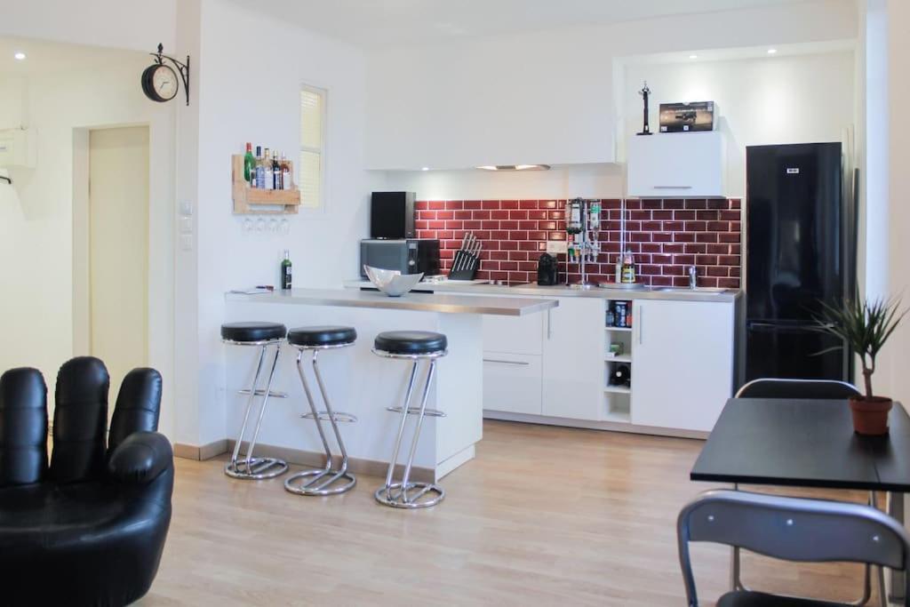 Apartamento Fully Equipped Loft On The Old Port Marselha