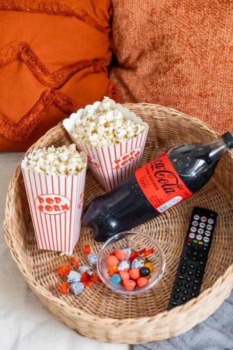 Apartment Cine