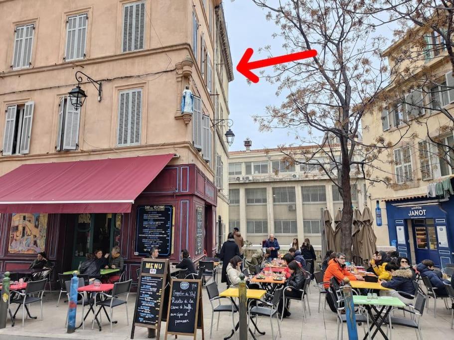 4 Pers In District Of The Typical Panier Appartement Marseilles