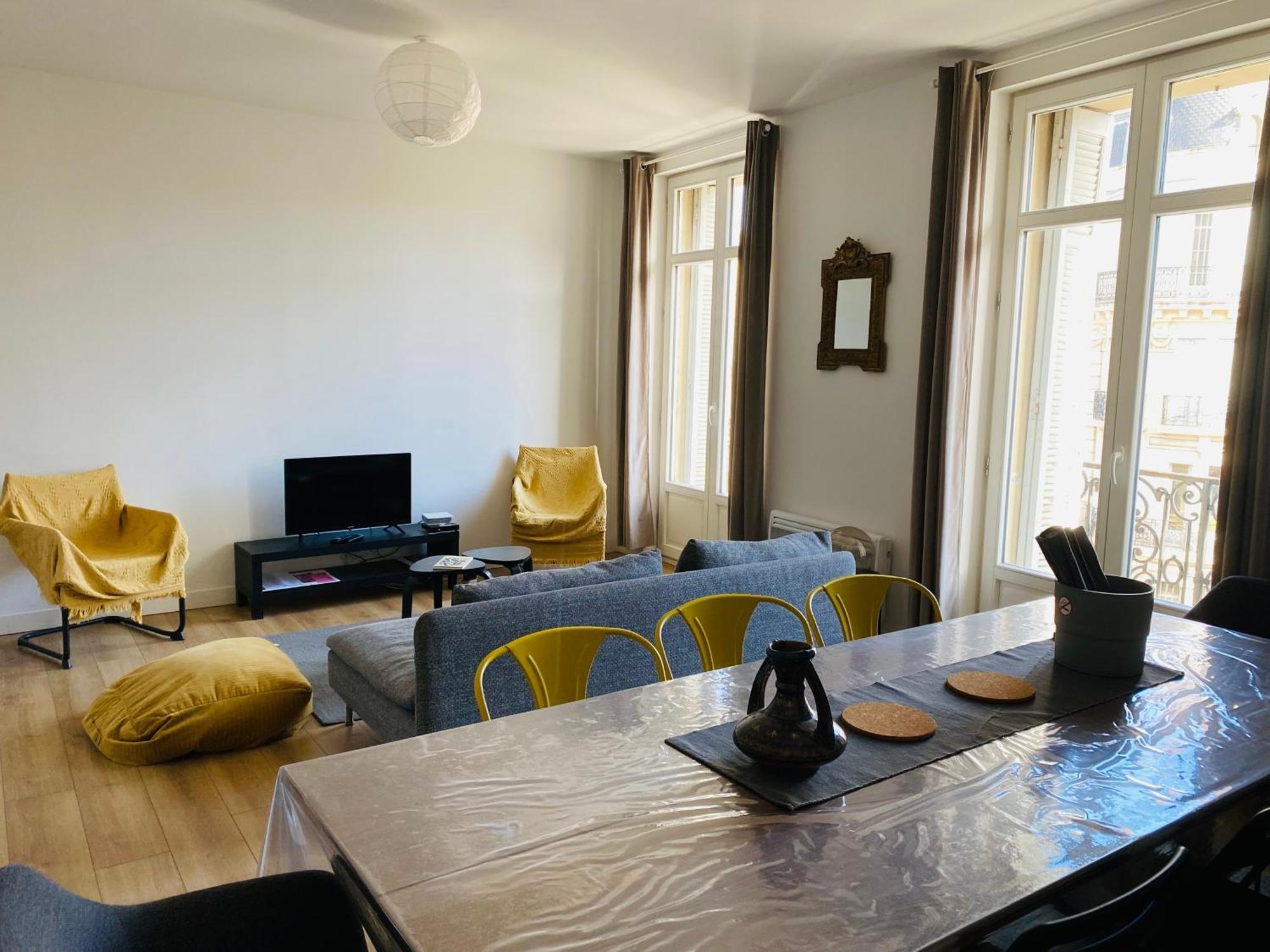 Magnifique T4 90 M2 Tres Bien Situe 2 Min Vieux Port Et Gare St Charles Apartment *