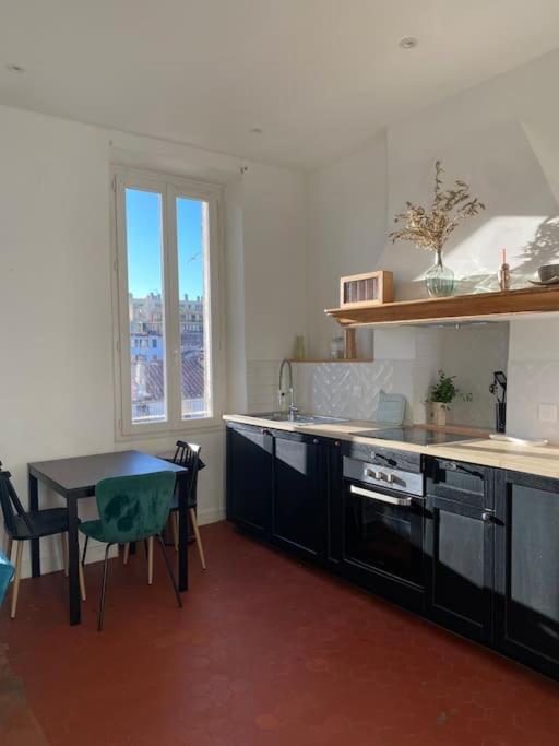 Cocon Plein Vauban Et Notre Dame De La Garde Apartment *