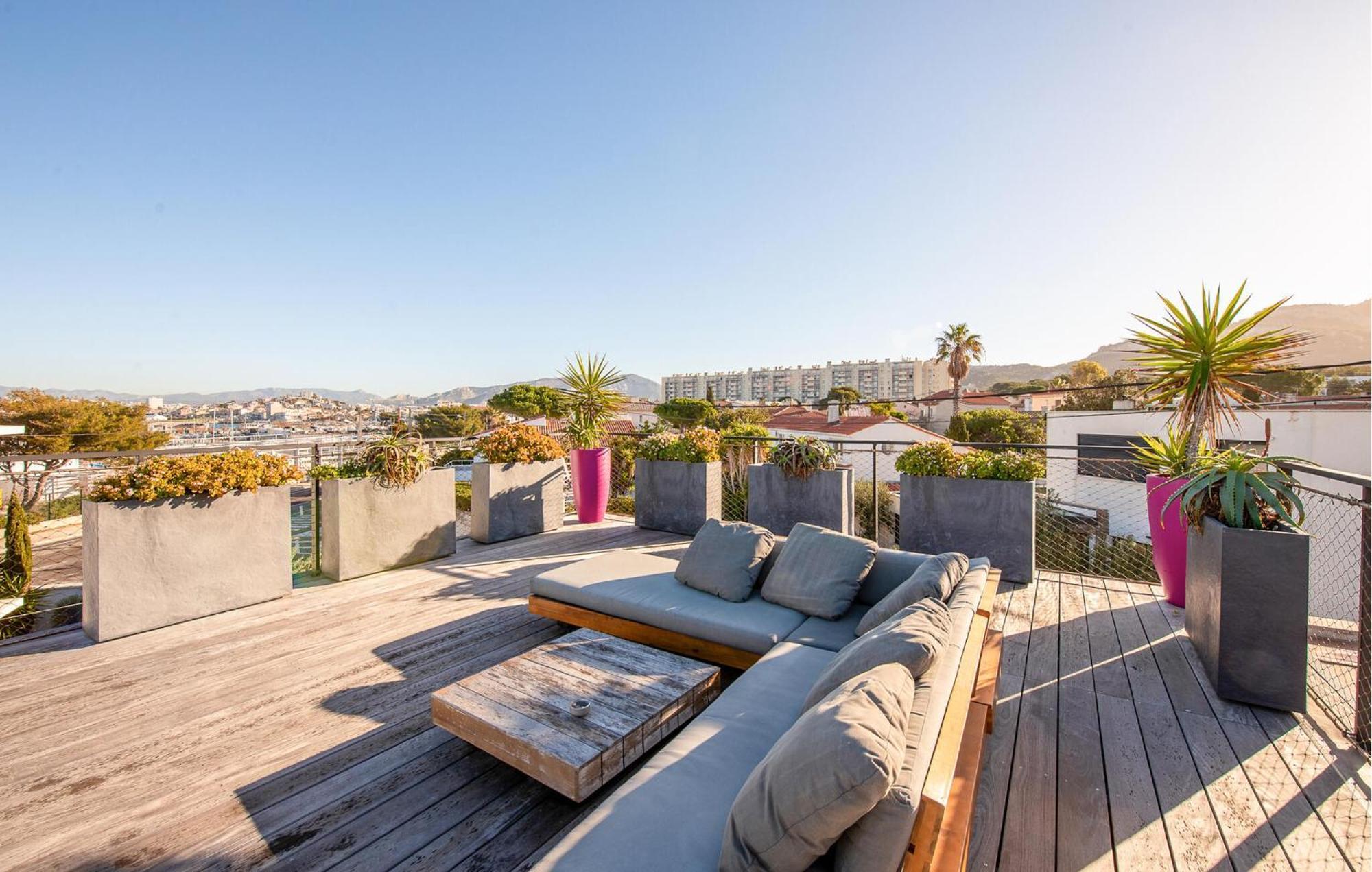 Vakantiehuis Gorgeous In With Kitchen Marseilles