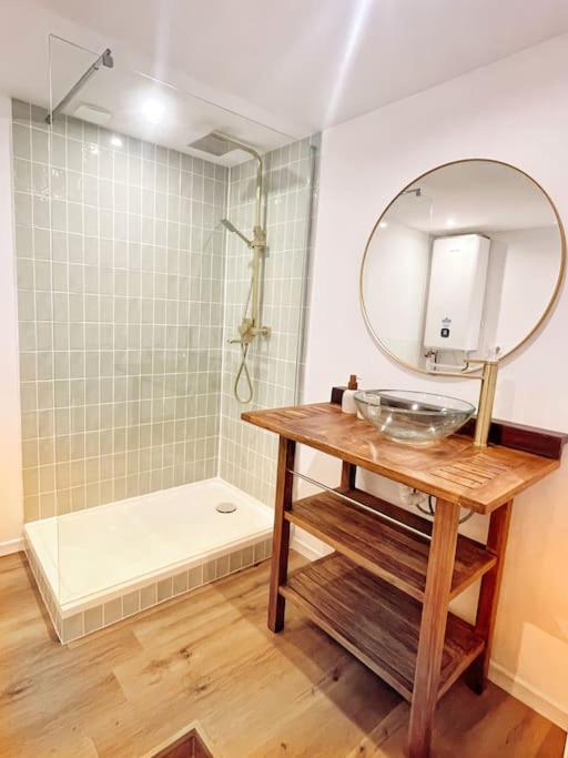 Apartamento + Terrasse A 5min A Pied De La Mer Et Du Vallon Des Auffes