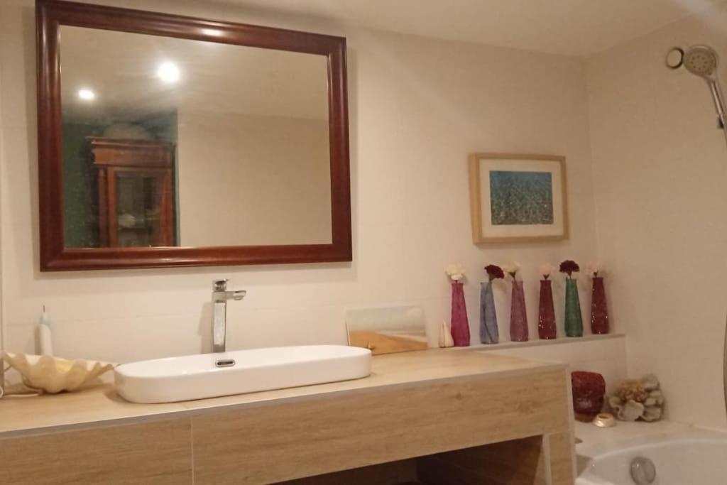 Apartment Le Voilier 100 M Cours Julien