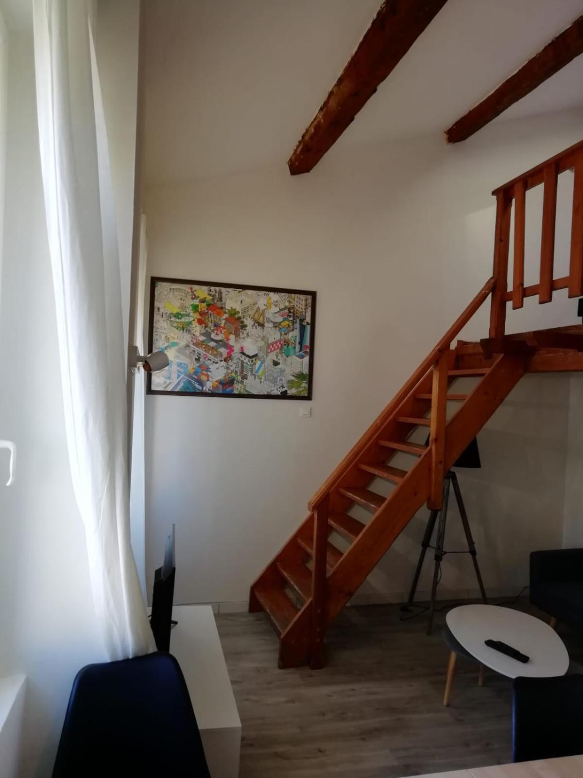 Bienvenus A These - Vert Appartement