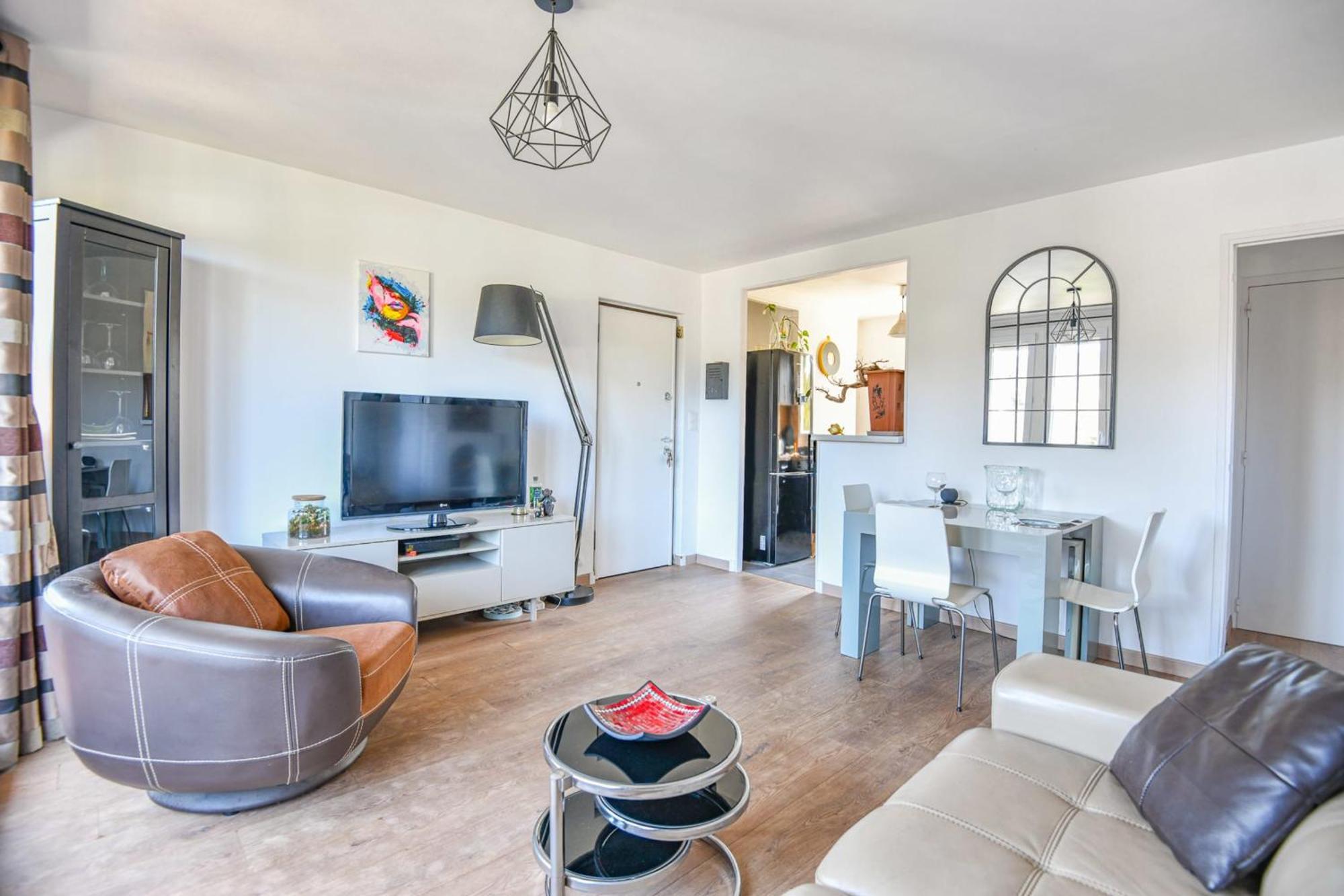 Apartment Bel Avec Balcon Et Clim Pres Des Calanques Marseille