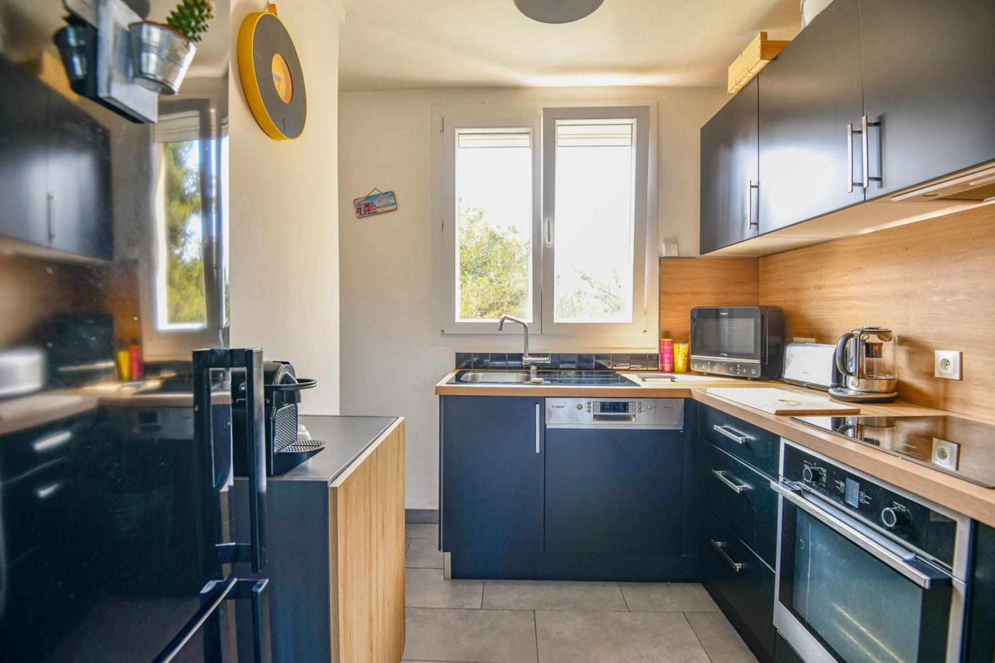 Apartment Bel Avec Balcon Et Clim Pres Des Calanques *