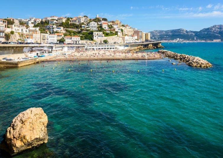 Maison Jardin+jacuzzi L'ete, A 1 Km * Marseille