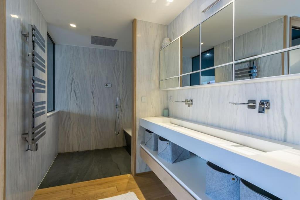 Villa View Sea - Luxe Marseilles