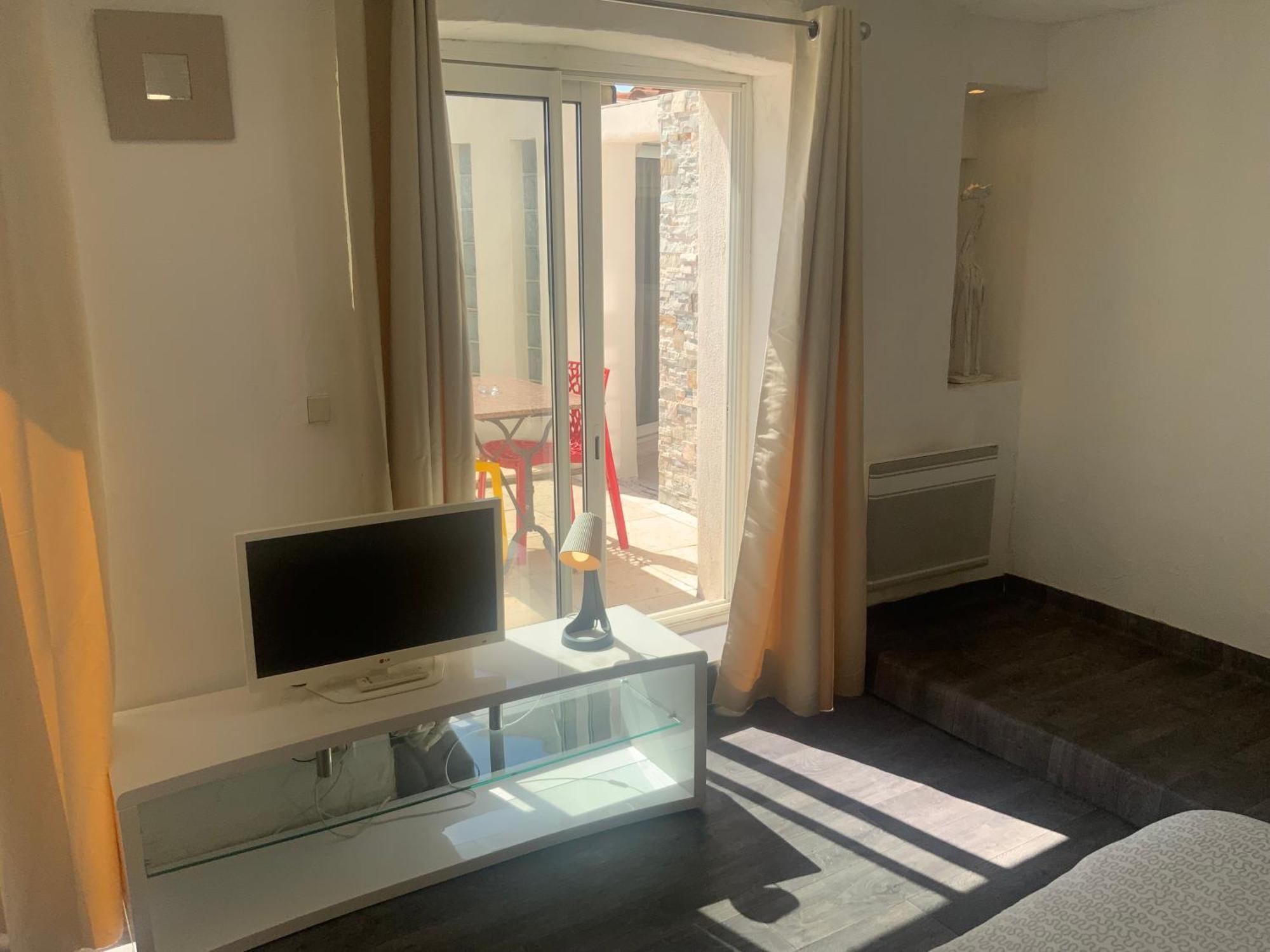 Pour 4 Face A La Piscine * Marseilles