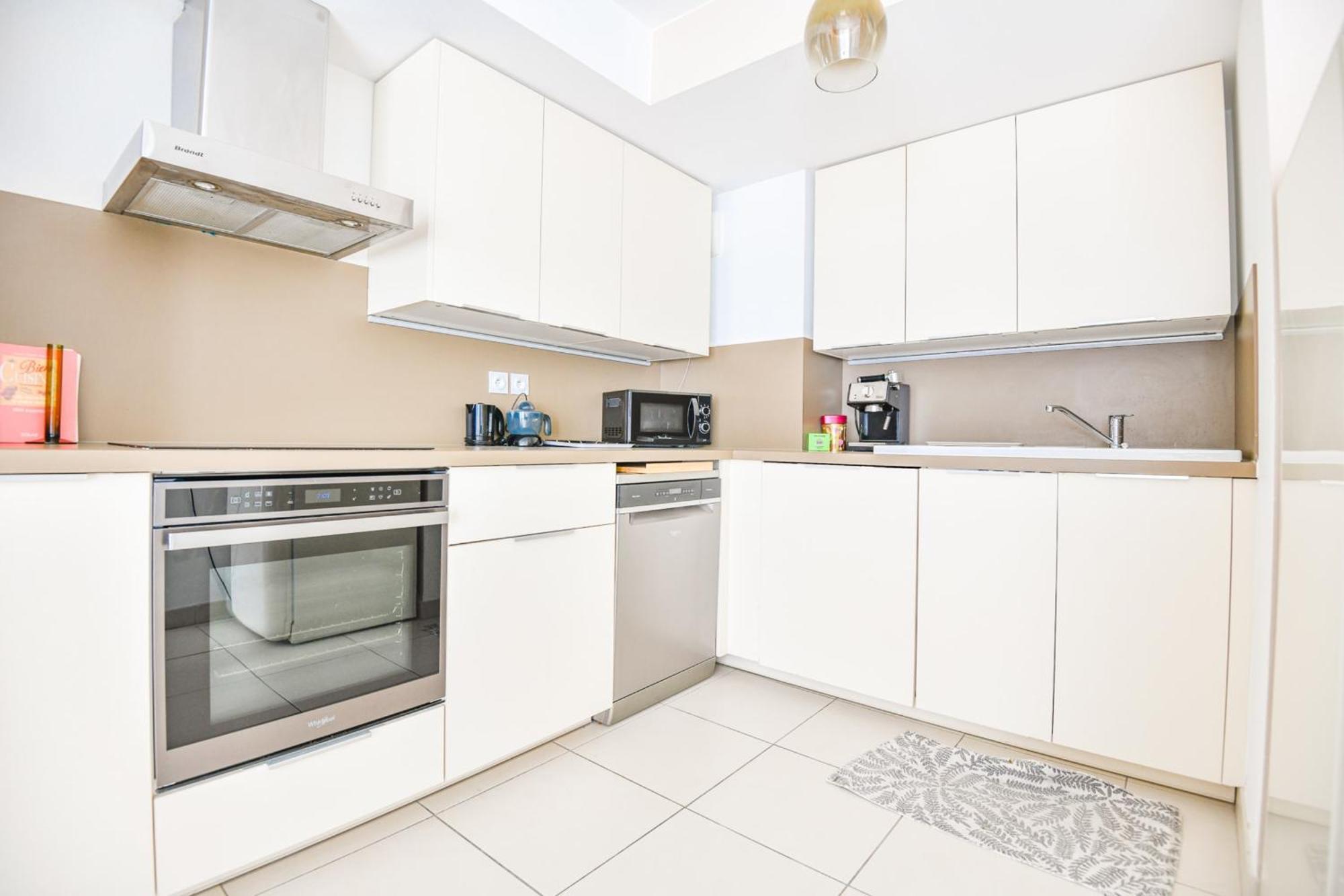 Le Dardanelles - Appart Avec Balcon Clim Parking Apartamento