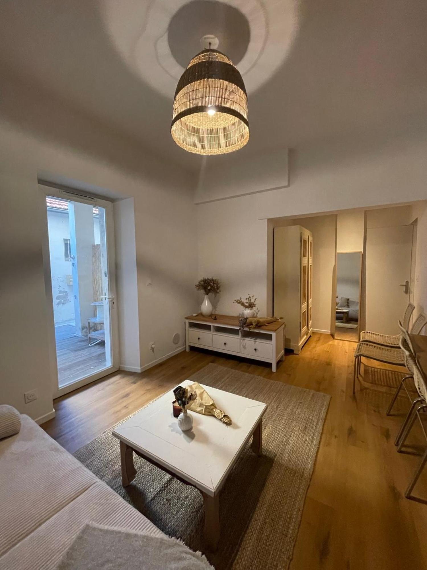 + Terrasse A 5min A Pied De La Mer Et Du Vallon Des Auffes Apartamento