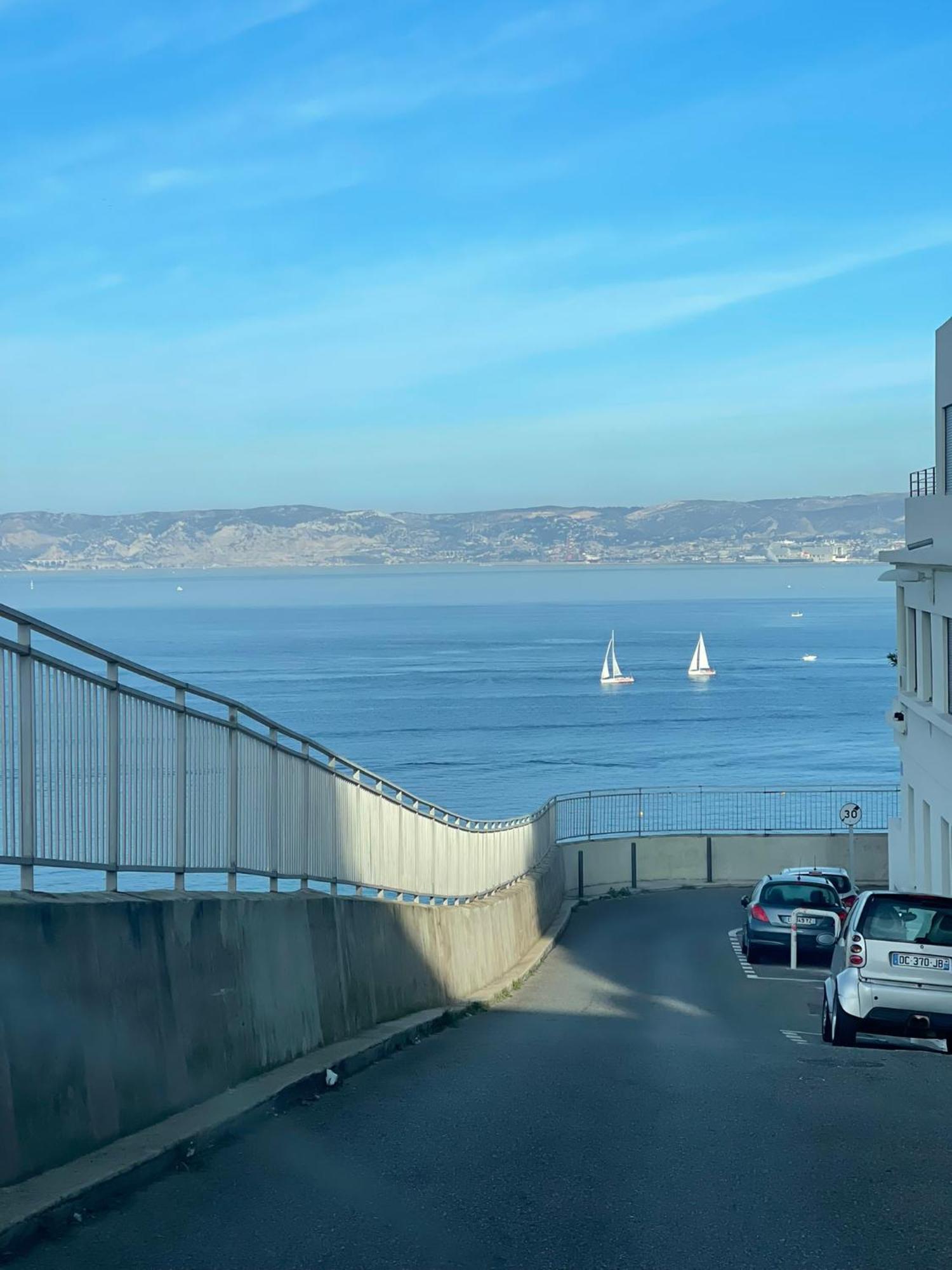 + Terrasse A 5min A Pied De La Mer Et Du Vallon Des Auffes Apartamento