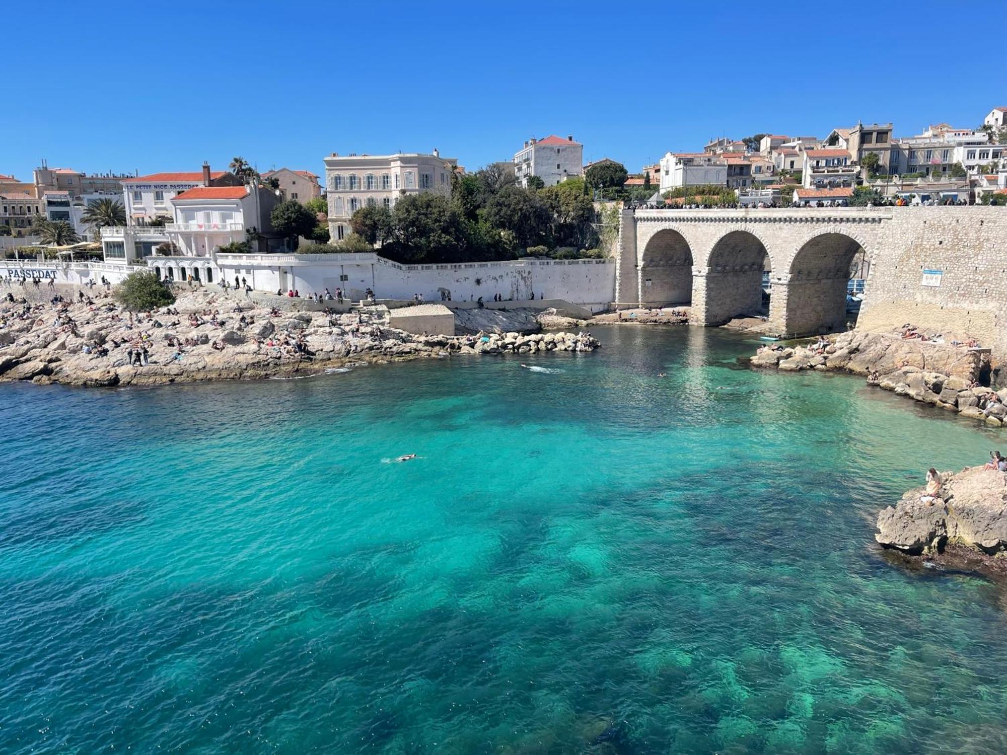 Apartamento + Terrasse A 5min A Pied De La Mer Et Du Vallon Des Auffes *