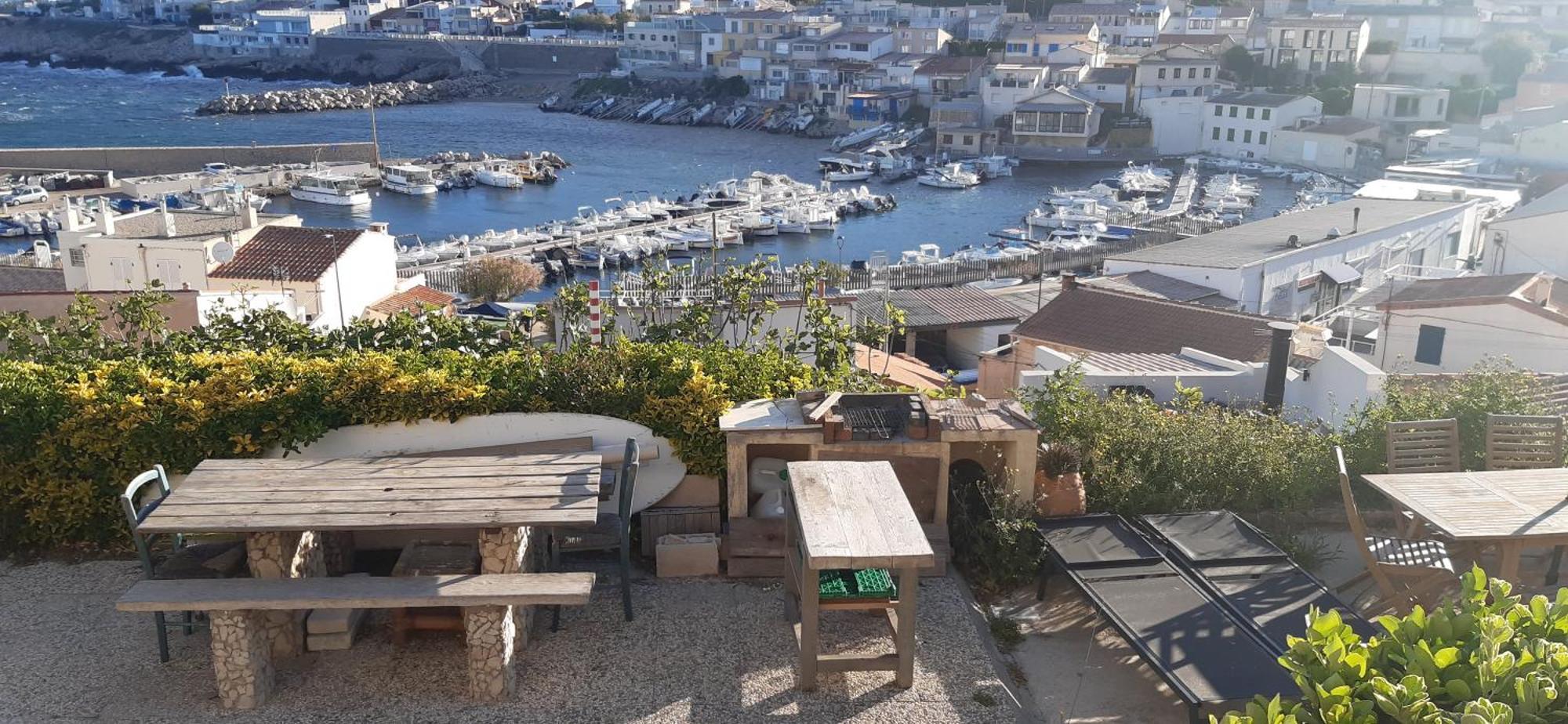 Nhà nghỉ Cabanon Vue Et Calanques Les Goudes Marseille