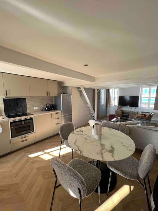 Apartment «entre Terre Et Mer » 5mins A Pied Plage/15mins Vieux Port
