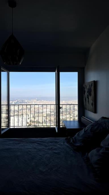 Apartment Superbe 2 Avec Vue Sur La Et La Montagne Marseilles