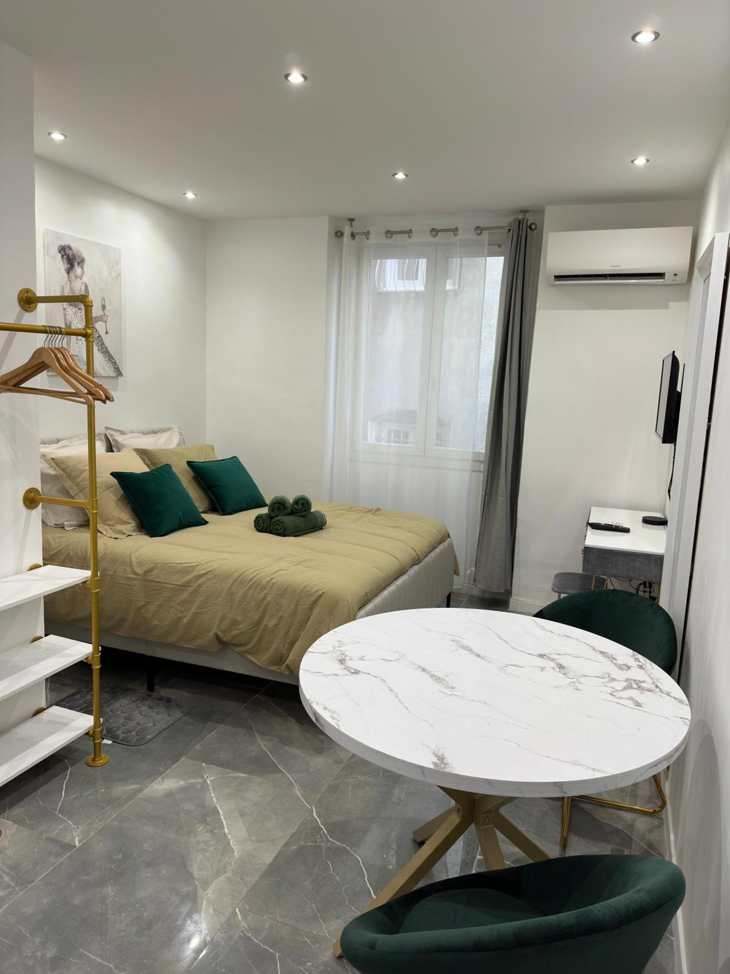 La Chic Opera Netflix/wifi * Marseilles