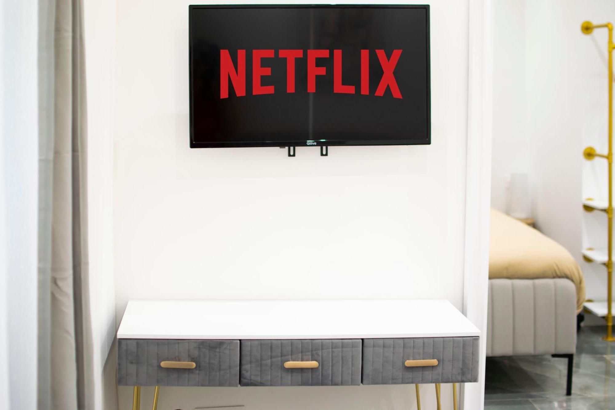 La Chic Opera Netflix/wifi Marseilles