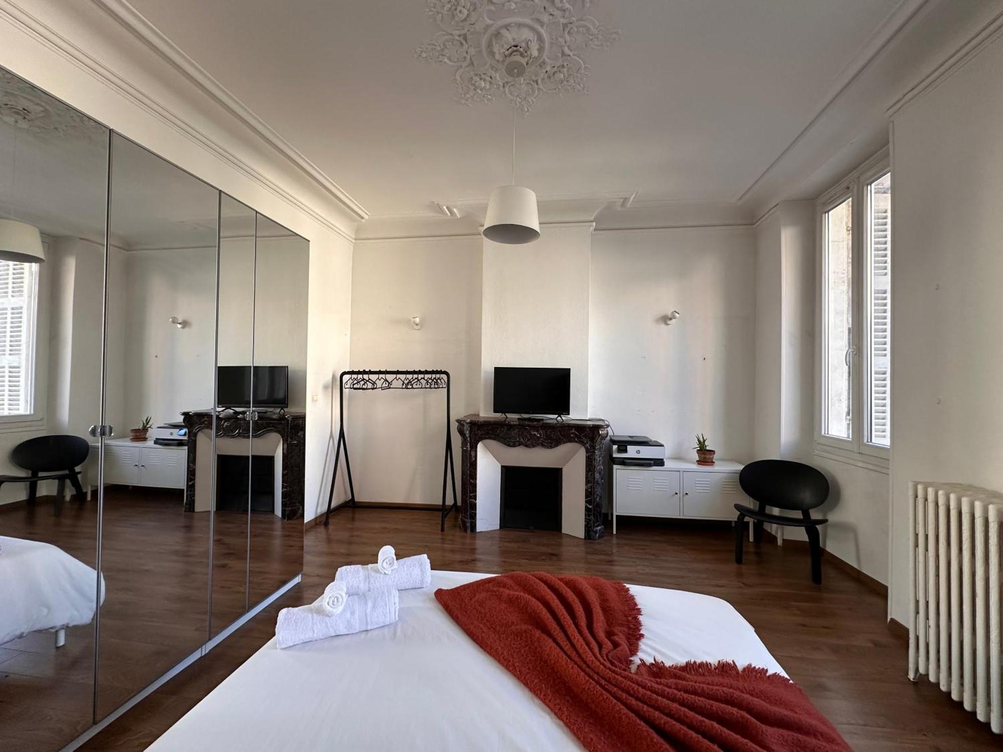 Apartment *exceptionnal * Central* Marseille