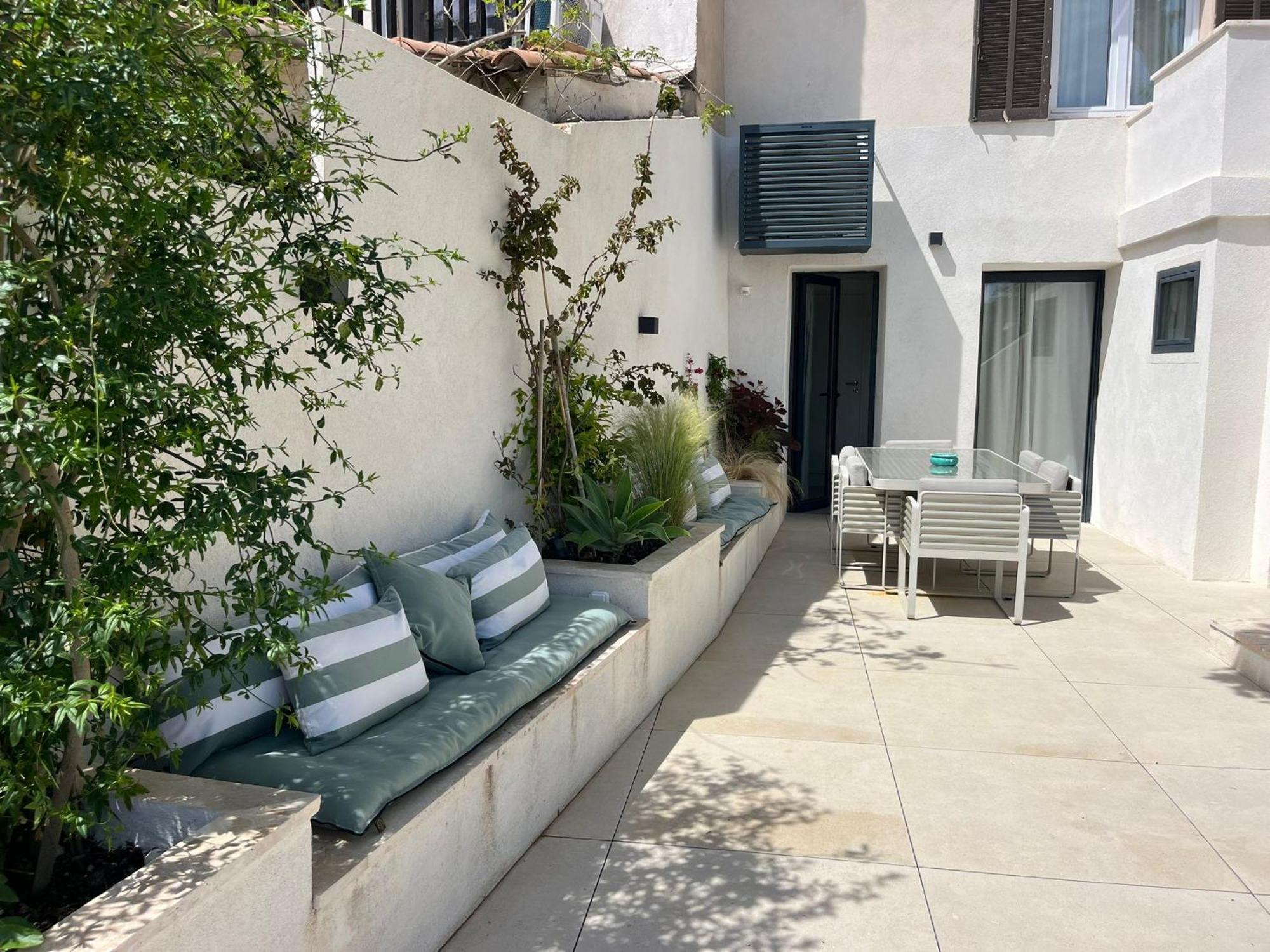 Biệt thự Mai Homes - La Bompard Marseille