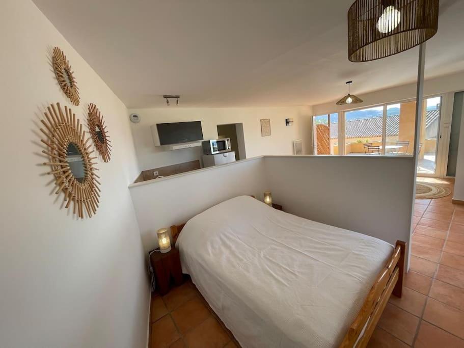 Maisonnette Calme Vue Collines Marseille