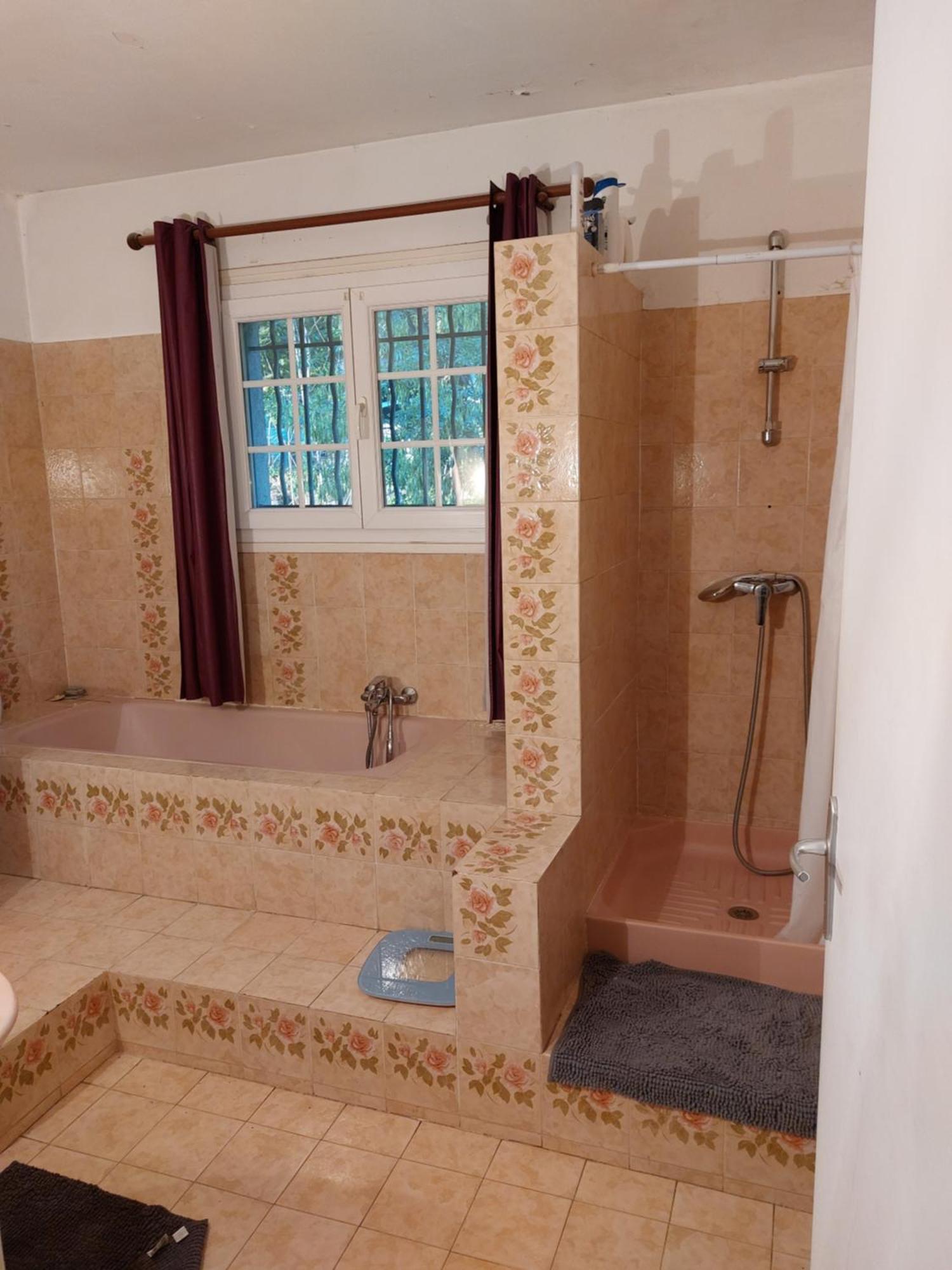 Chambre Dans Privatunterkunft Marseilles
