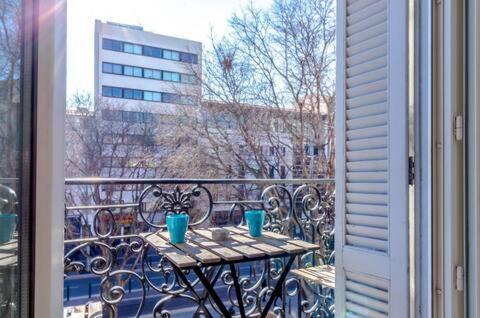 Canebiere 4 - Climatise Avec Balcon Apartment Marseilles