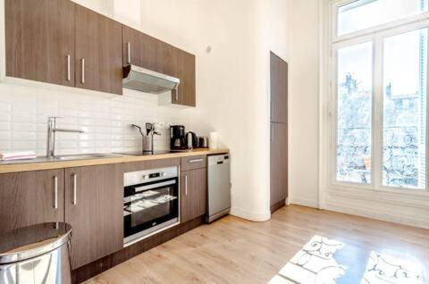 Canebiere 4 - Climatise Avec Balcon Apartment Marseilles