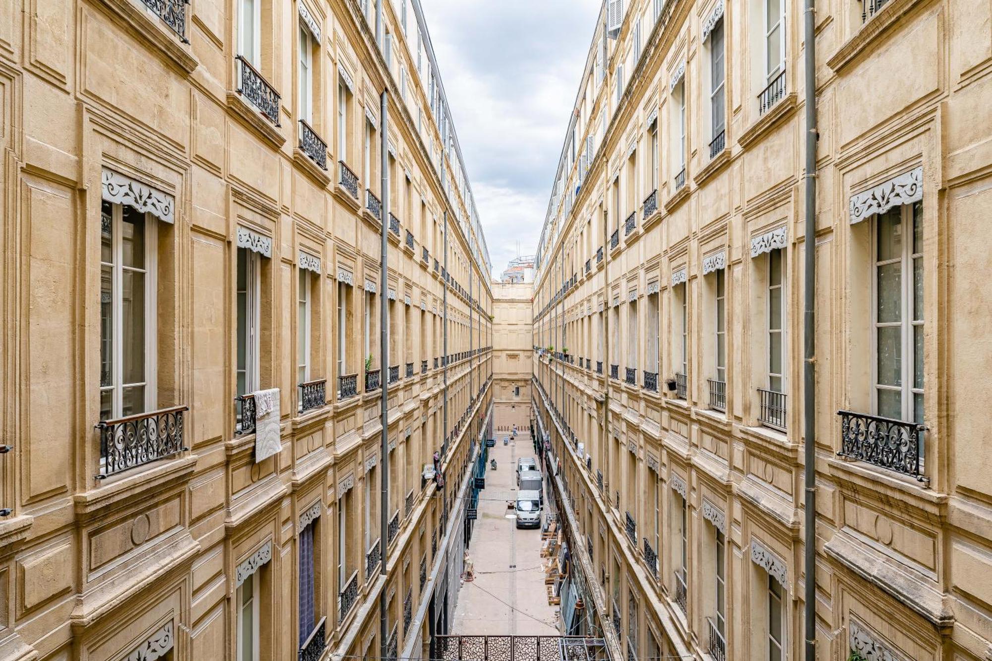 Sc Collection - Charme Et Grandeur De La Lorette * Marseilles