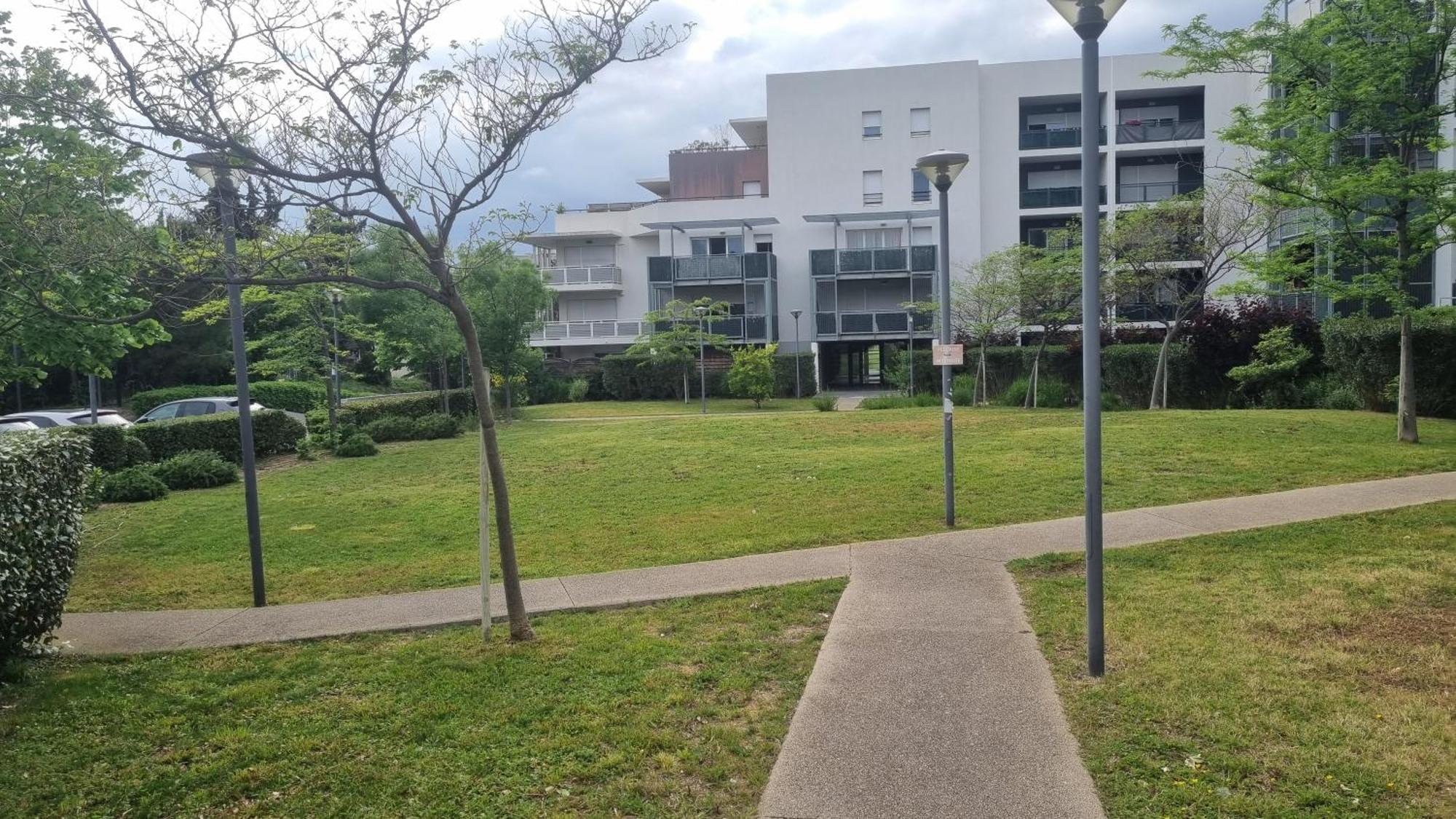 T3 Spacieux Et Paisible Avec Deux Places Parking Proche Vieux Port * Marsella