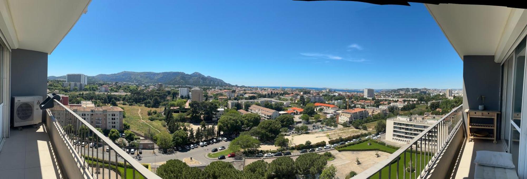 Vue Sans Vis-a-vis Marseille