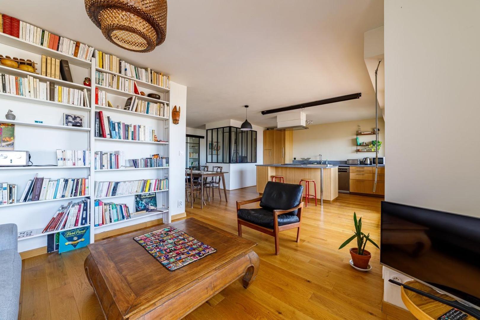 Guestready - Wooden Strike Near The Sea Marseilles