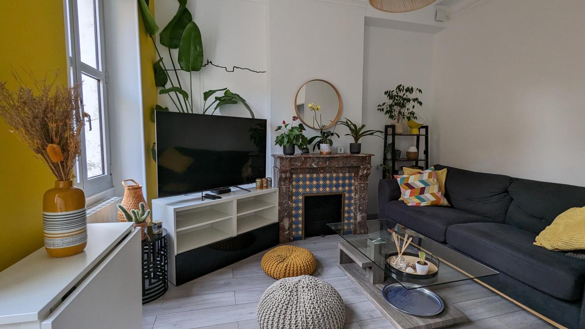 Mon Jardin Secret Marseillais Avec Terrasse Dans Le Quartier Cool Du Monde