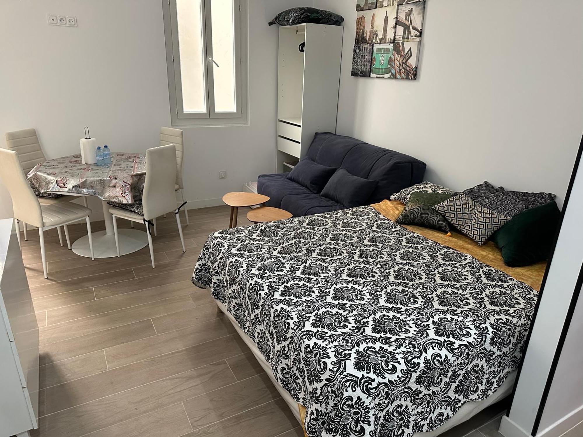 Vieux Port Apartment