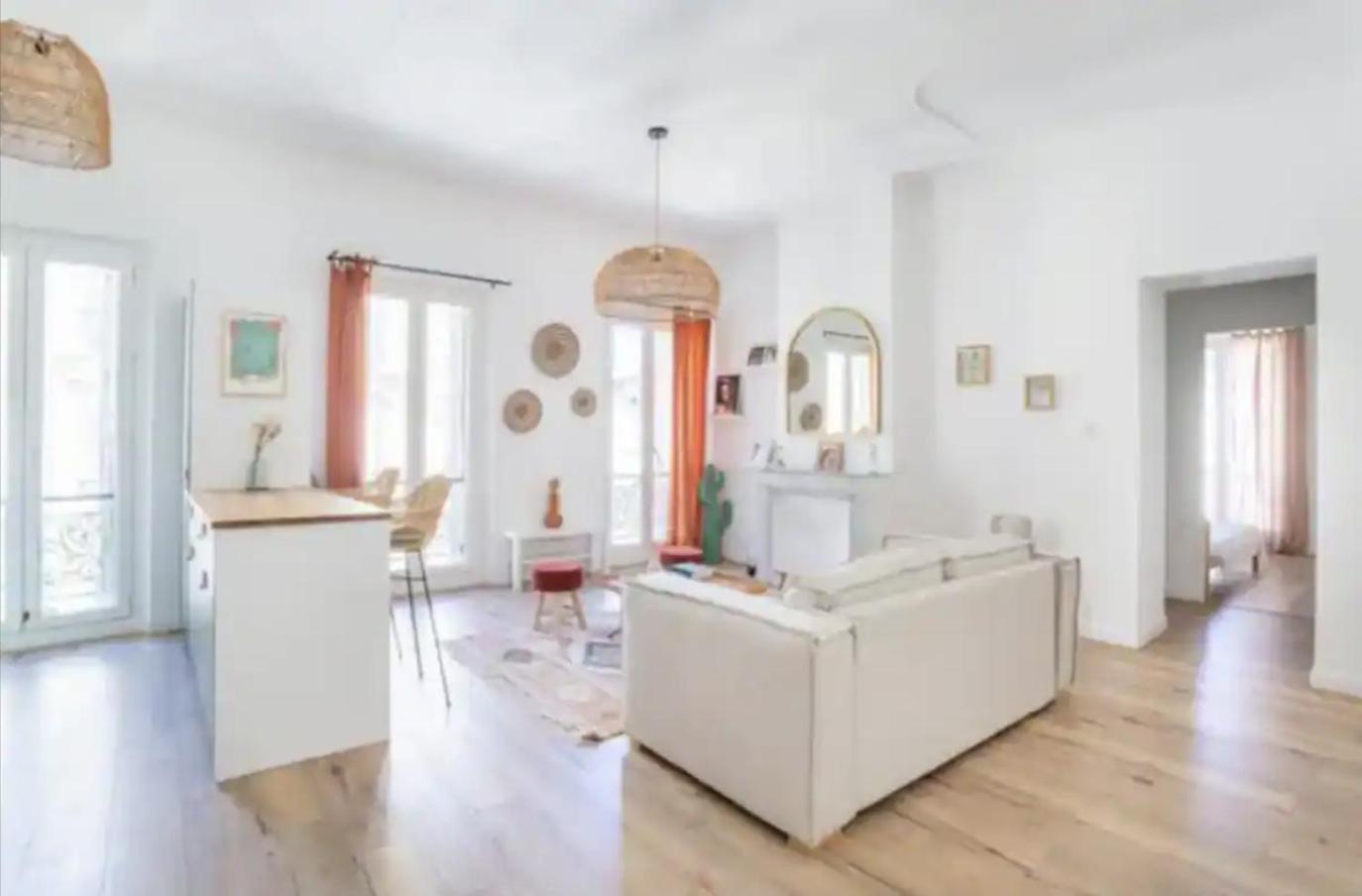 Superbe Design-republique - 1gourj Apartment