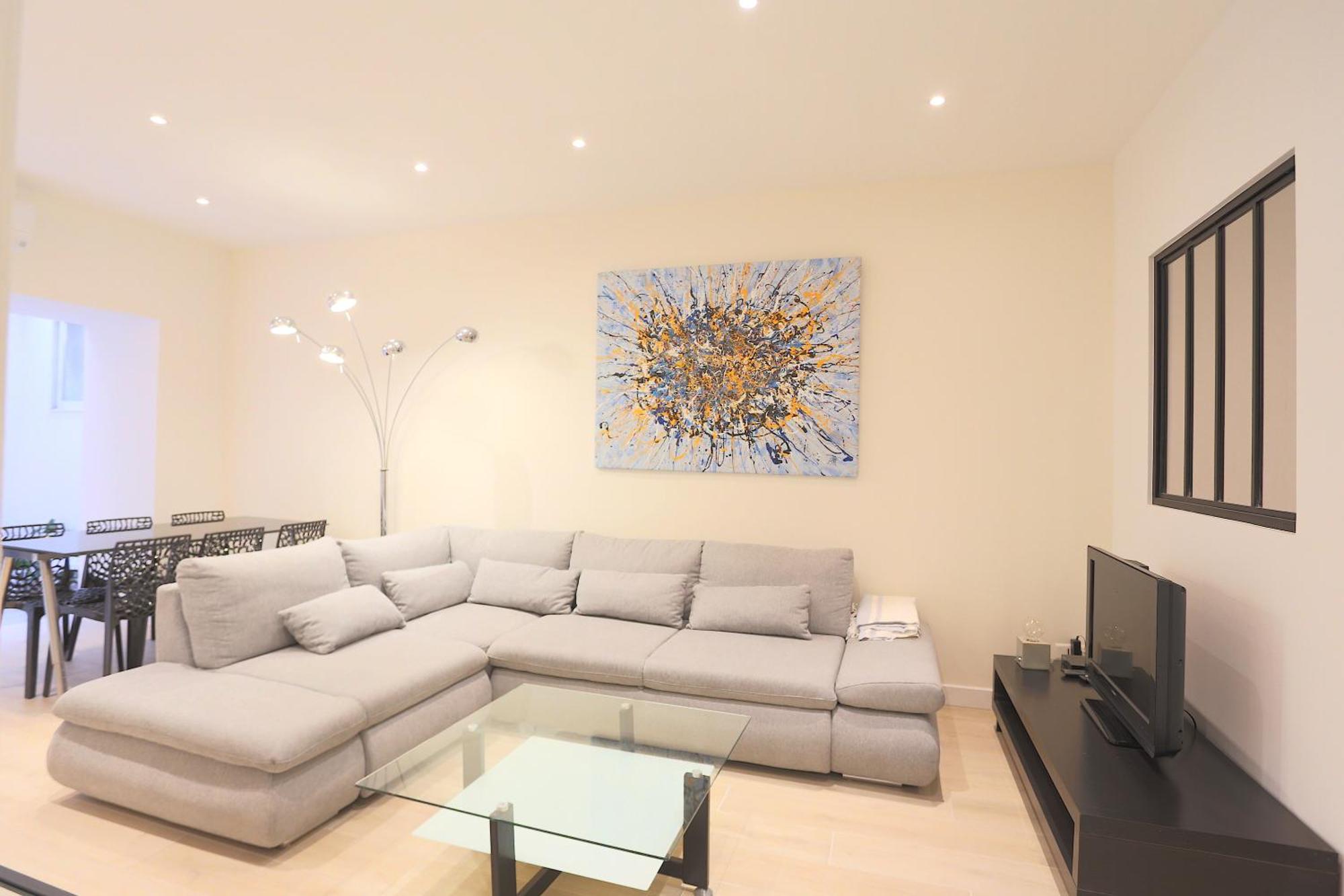 Atypique T3 Clim 80m2 Avec Patio