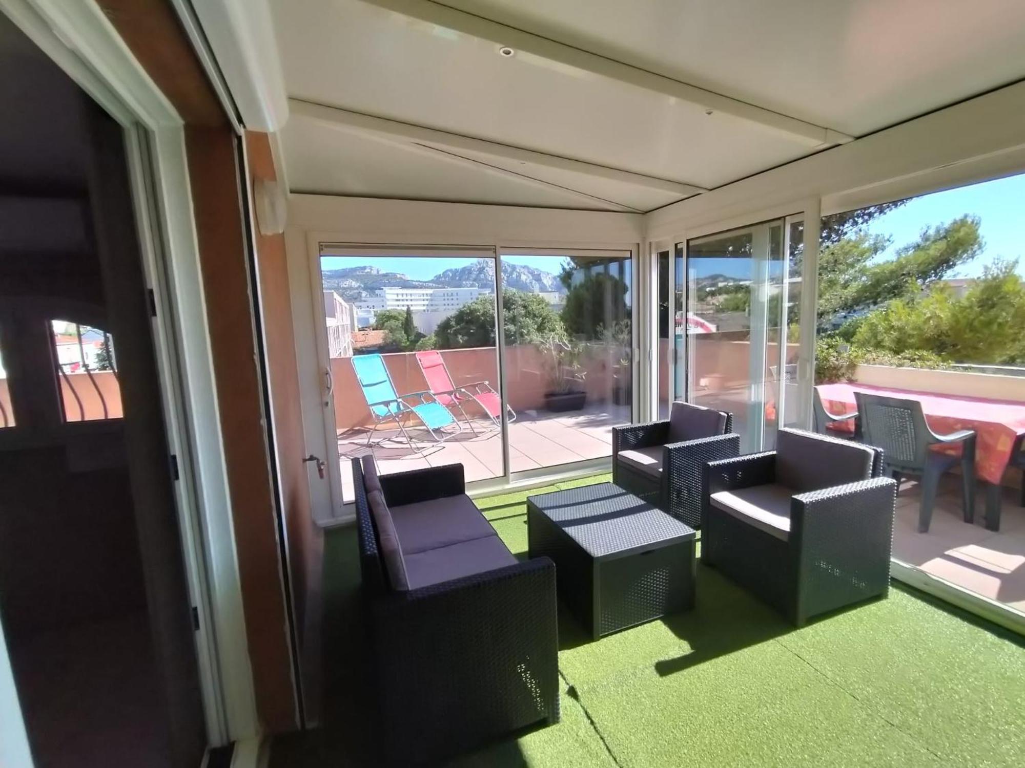 Duplex T4 Toit Terrasse Plages Parc Borely 13008 Appartement *