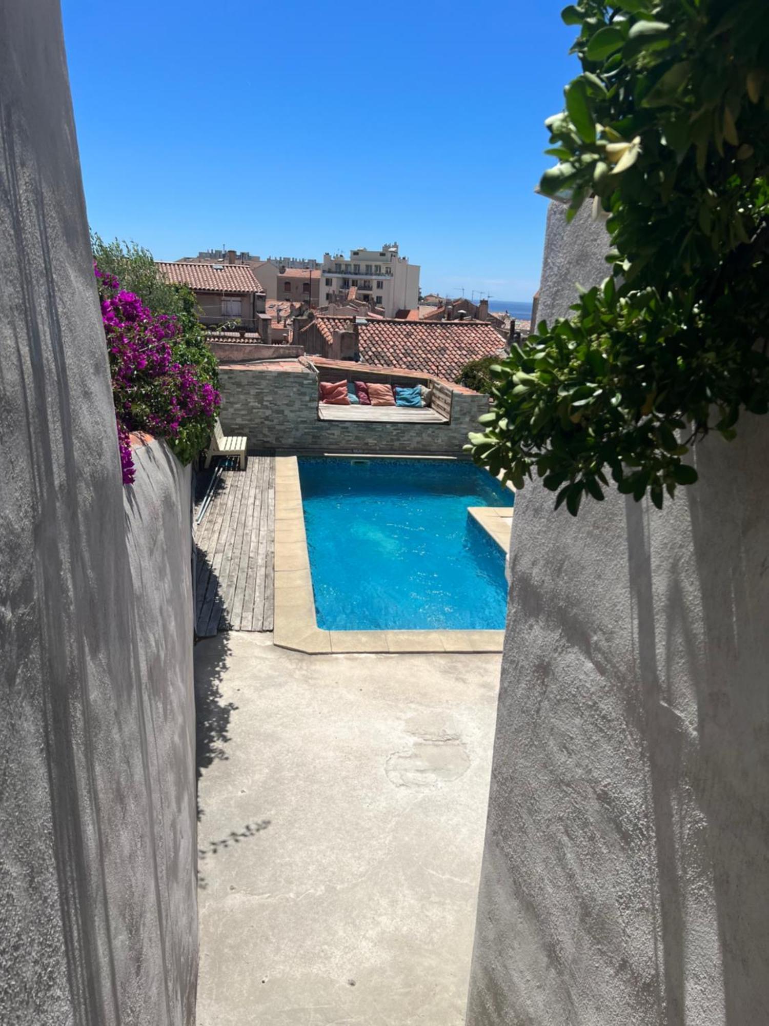 Apartment Pour 4 Face A La Piscine