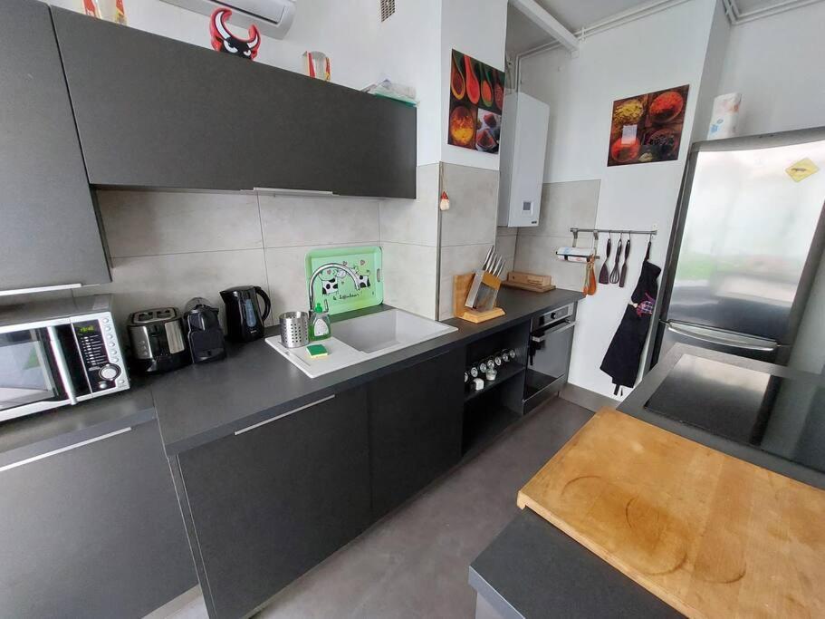Avec Terrasse En Plein Centre-ville Apartment