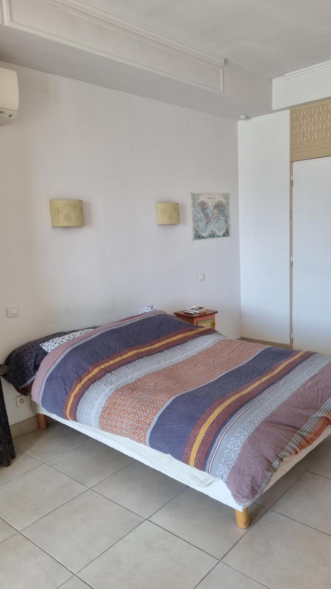 Grand T2 Surplombant Le Vieux Port Marseilles