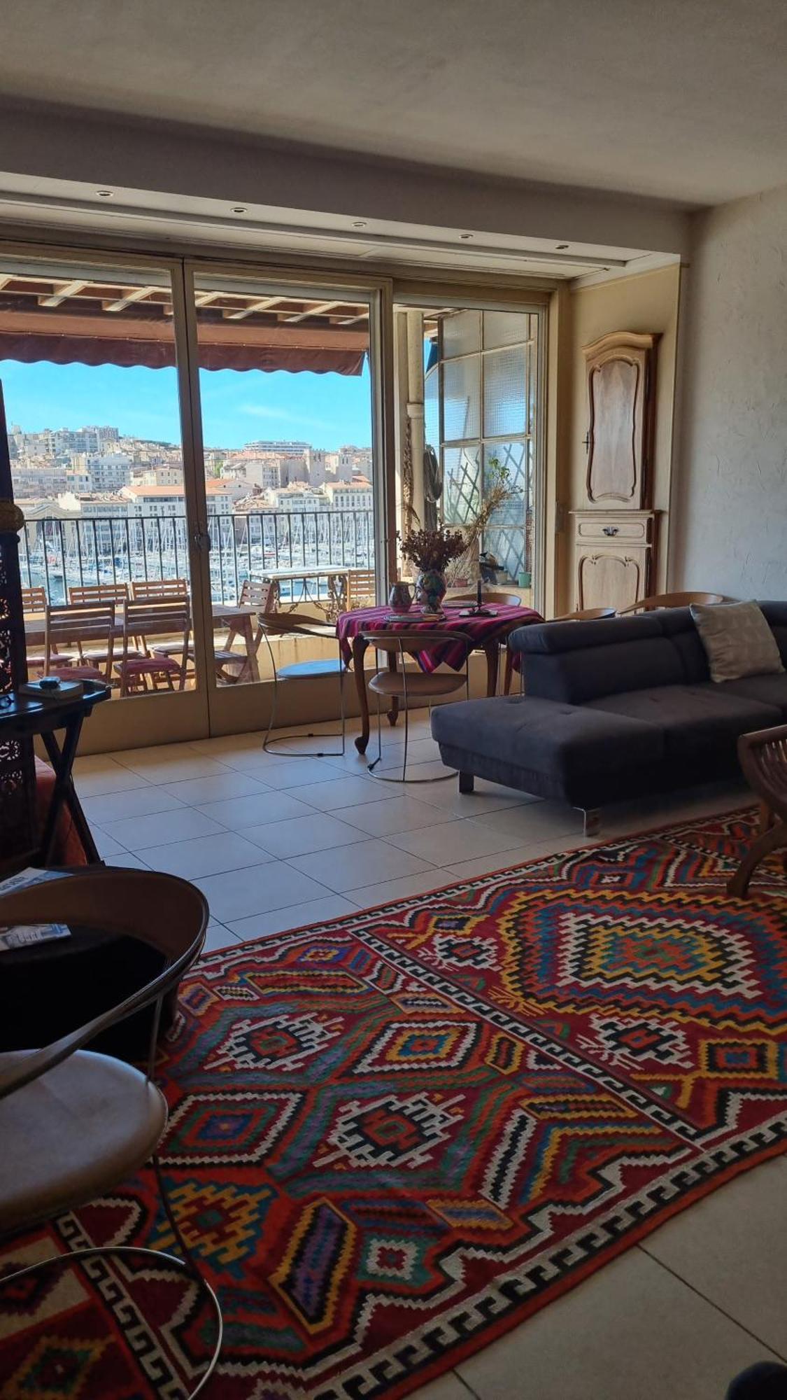 Grand T2 Surplombant Le Vieux Port Marseilles