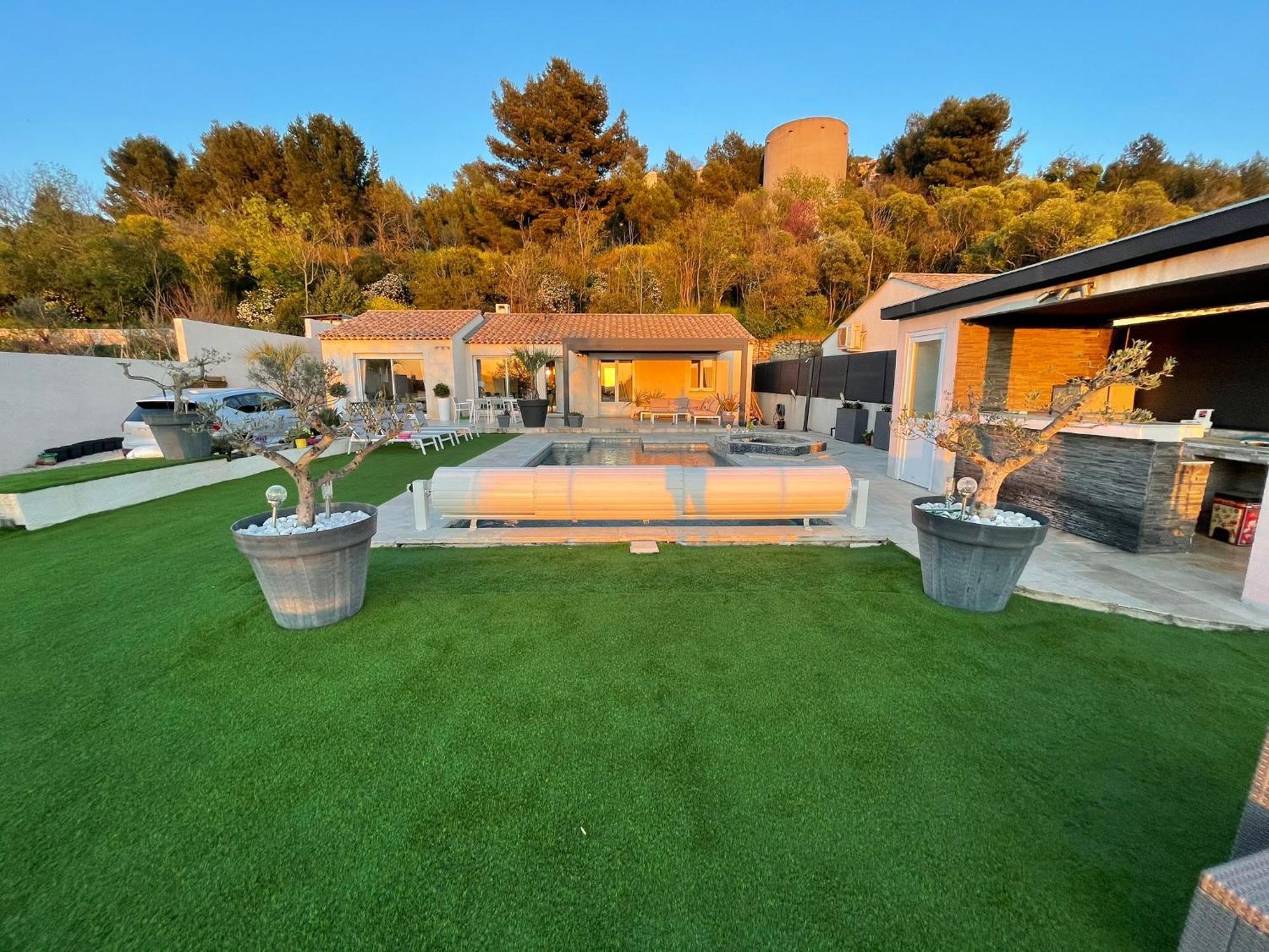 Magnifique Climatisee Avec Piscine Vue Exceptionnelle * Marseille