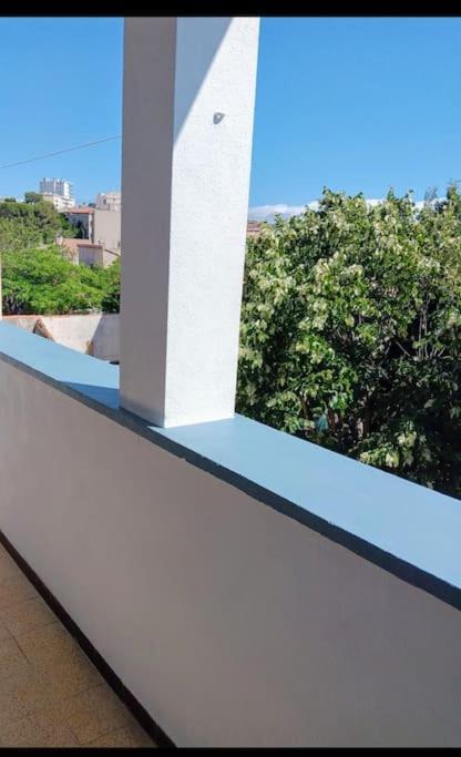 Face Aux Iles Apartment Marseille