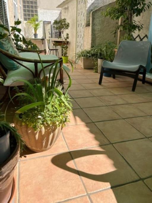 Apartment Centre Avec Patio