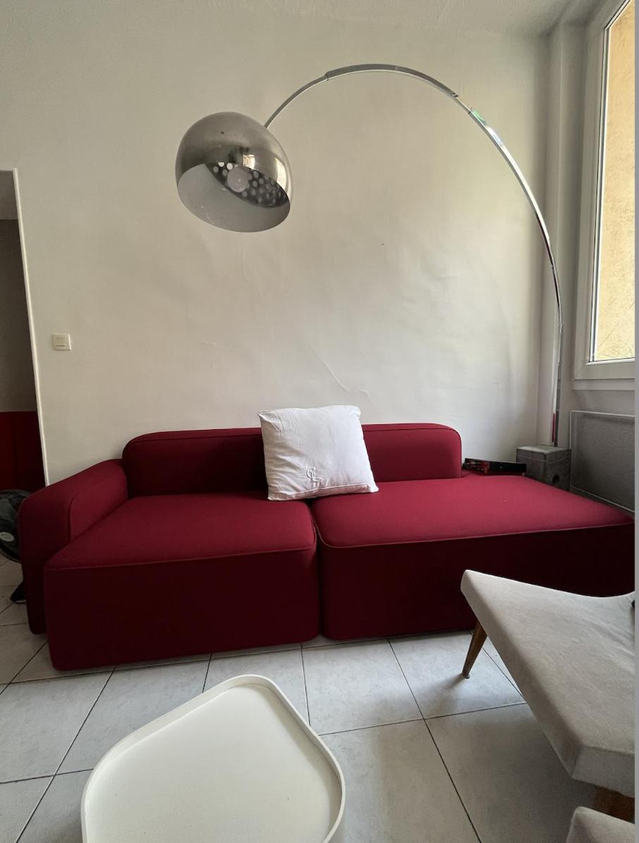 Apartment Centre Avec Patio