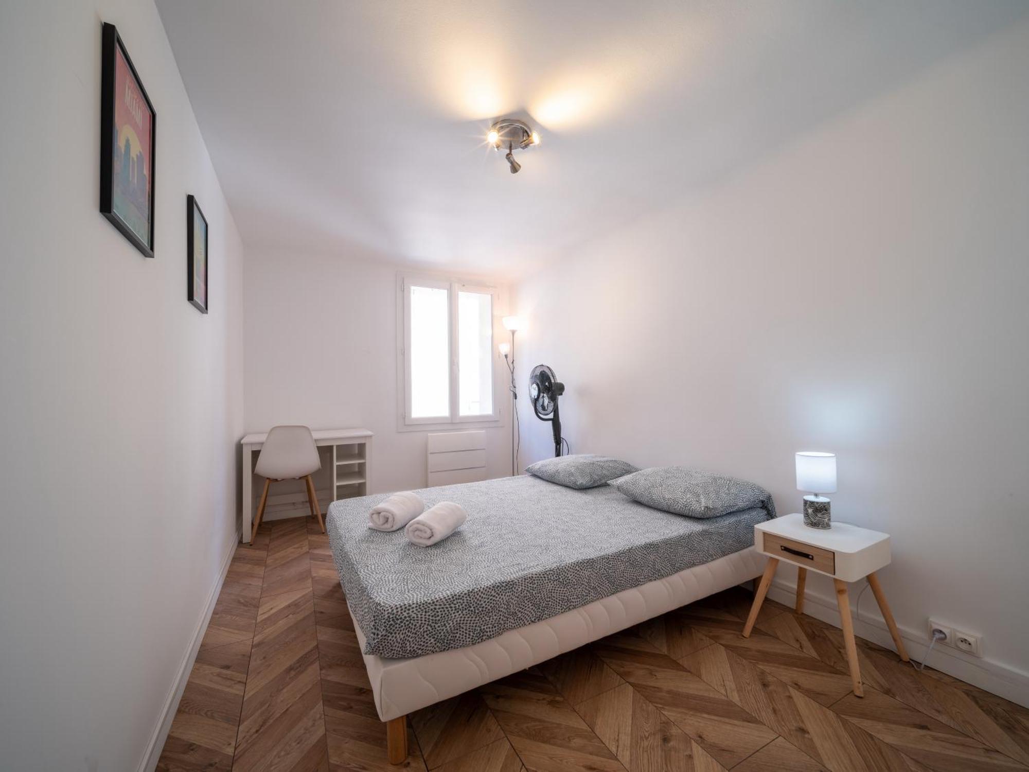 Apartment Duplex Equipe 6 Couchages Centre De Marseille