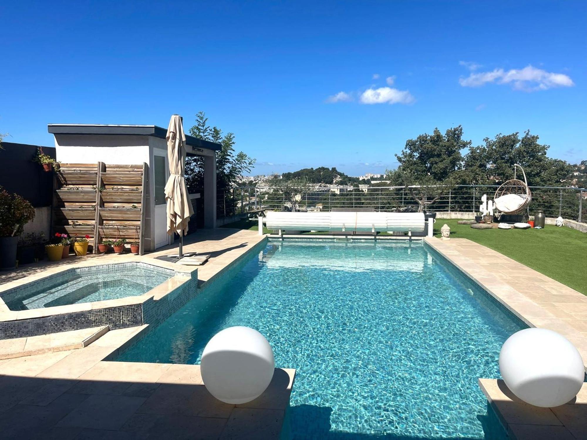 Magnifique Climatisee Avec Piscine Vue Exceptionnelle Marseille
